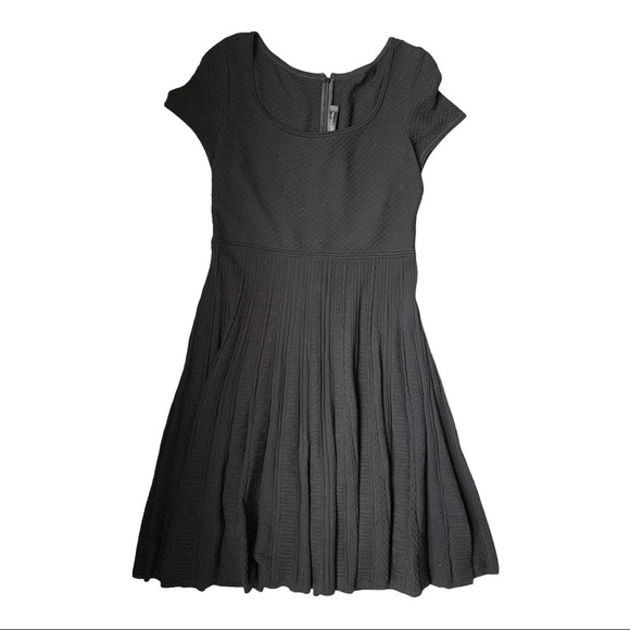 St John : black jacquard fit & flare knit dress - Picture 5 of 12
